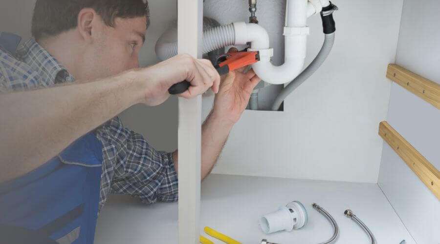 Local expert plumbing services in Colwell, IA
